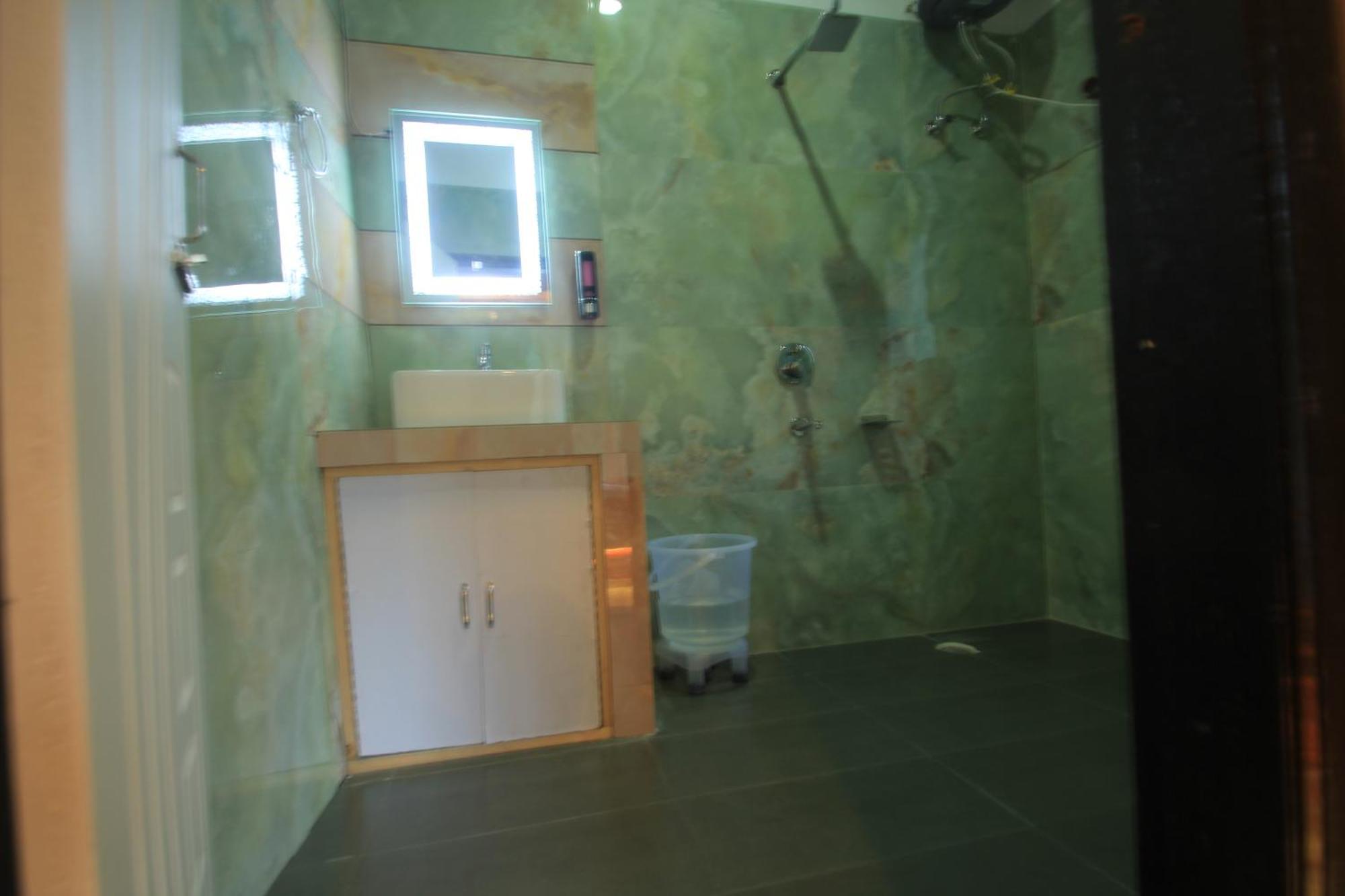 Sukoon Resort Banjār Esterno foto