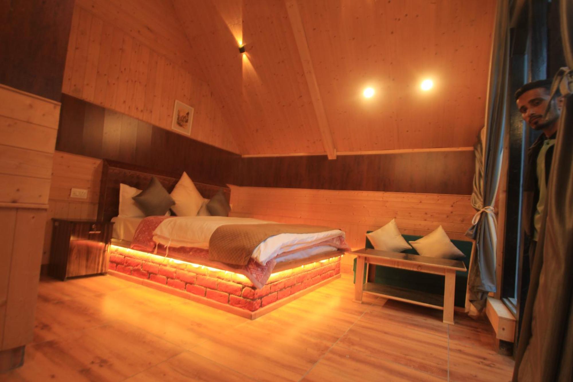 Sukoon Resort Banjār Esterno foto